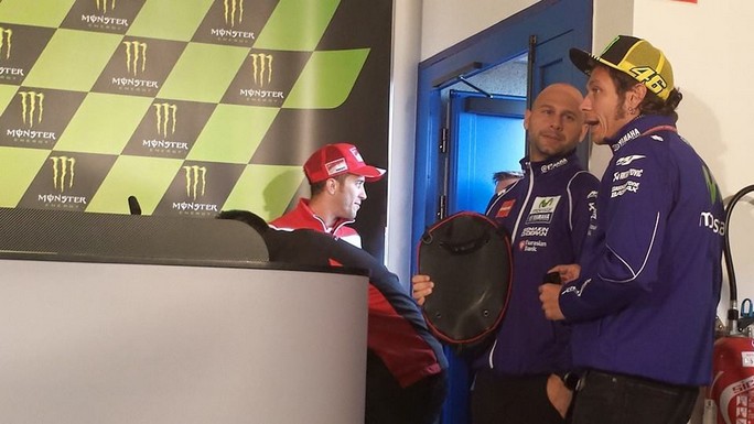MotoGP: Valentino Rossi, “Non farò la 8 ore di Suzuka; qui a Le Mans servirà partire subito bene”