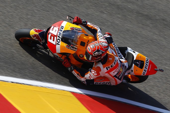 MotoGP Aragon, Warm Up: Marquez in testa, Rossi è quarto