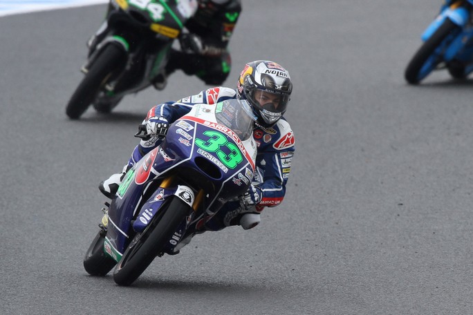 Moto3 Motegi: Bastianini 7° non impressiona sul bagnato, Locatelli rimonta fino a 14°