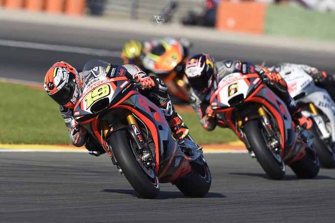MotoGP: Bautista chiude a punti l’ultima stagionale, Bradl 18°
