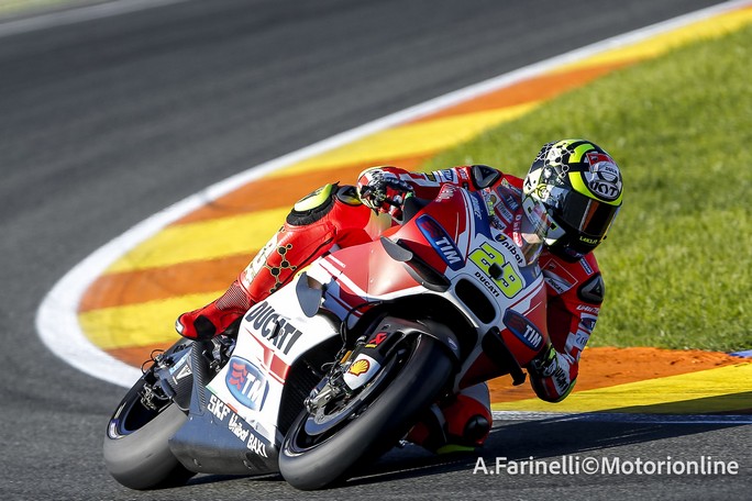 MotoGP Test Valencia: Andrea Iannone, “Sono contento per come mi sono adattato alle Michelin”