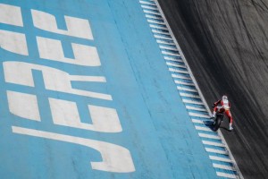 Superbike: Lowes e Van der Mark out a Jerez