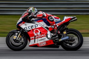 MotoGP: Test Sepang Day 2, Petrucci chiude in testa davanti a Lorenzo, Rossi è 6°