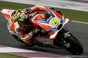 MotoGP Qatar, Prove Libere 2: Ducati al Top con Iannone, Rossi è settimo
