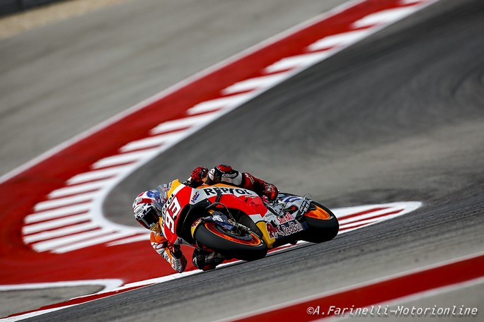 MotoGP Austin: Marquez domina, Rossi e Dovizioso a terra , Iannone a podio
