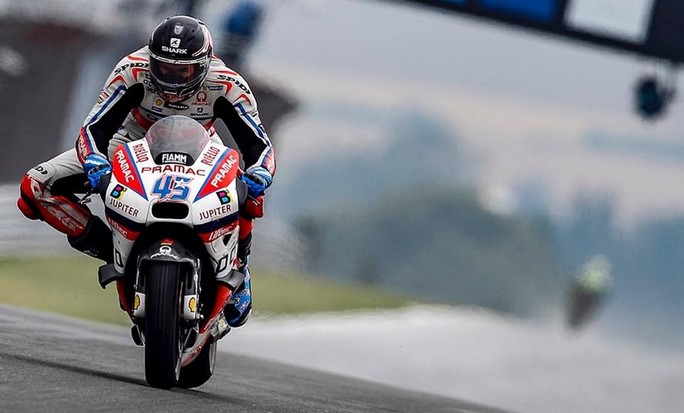 MotoGP Brno, Warm Up: Ducati al comando con Redding, Iannone e Baz, in difficoltà le Yamaha