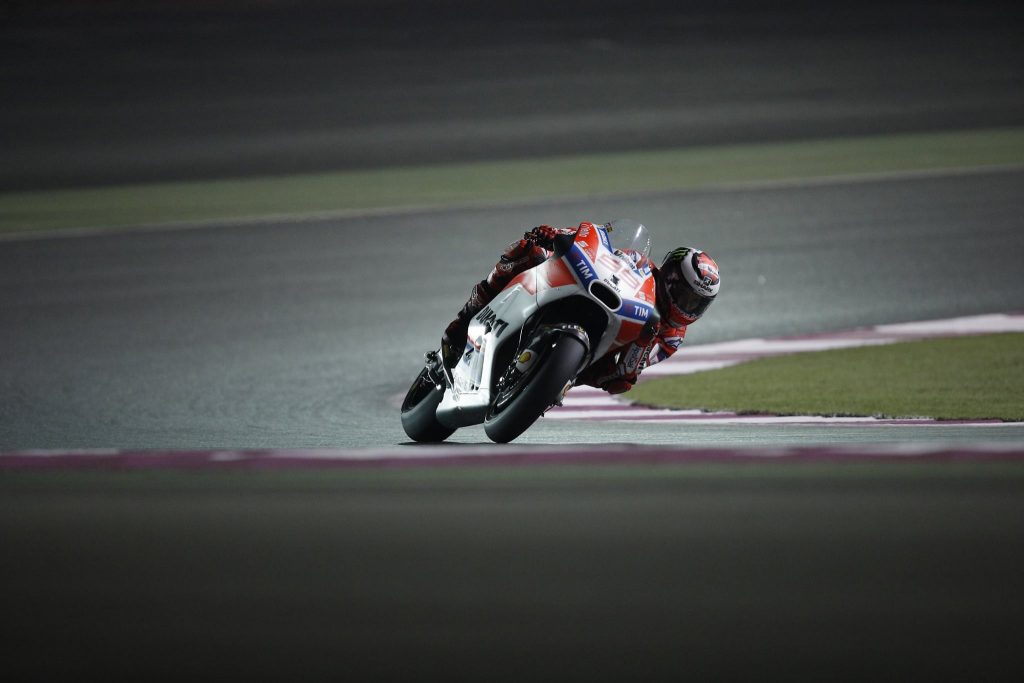 MotoGP Test Qatar Day 1: Lorenzo, “Su questa pista la Ducati va molto forte”