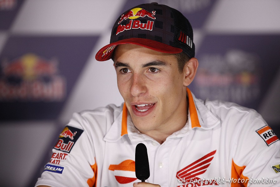 MotoGP Jerez: Marquez, “Pare che la moto sia stabile, ma quando spingi tende a scomporsi”