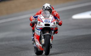MotoGP Assen, FP3: Sul bagnato Redding precede Rossi e Marquez