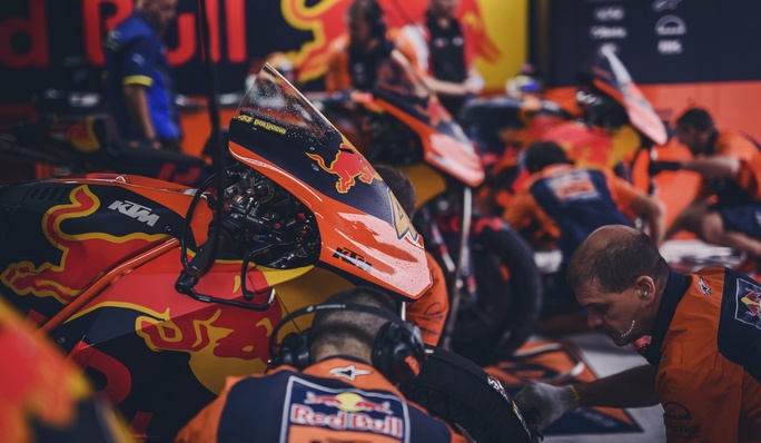 MotoGP Test KTM Aragon: In pista Pol Espargarò, Bradley Smith e Markus Reiterberger