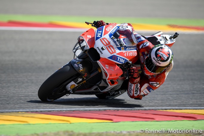 MotoGP Valencia FP2: Lorenzo alza la “voce”, Dovizioso terzo, Marquez a terra