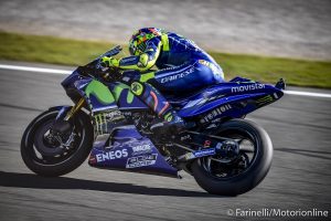 MotoGP Valencia Gara: Rossi, “Abbiamo usato il telaio 2016, ma rimane il problema delle gomme”