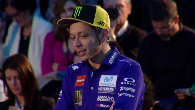 MotoGP | Presentazione Yamaha, Rossi: “Dobbiamo lavorare duramente, ma l’esperienza aiuterà”