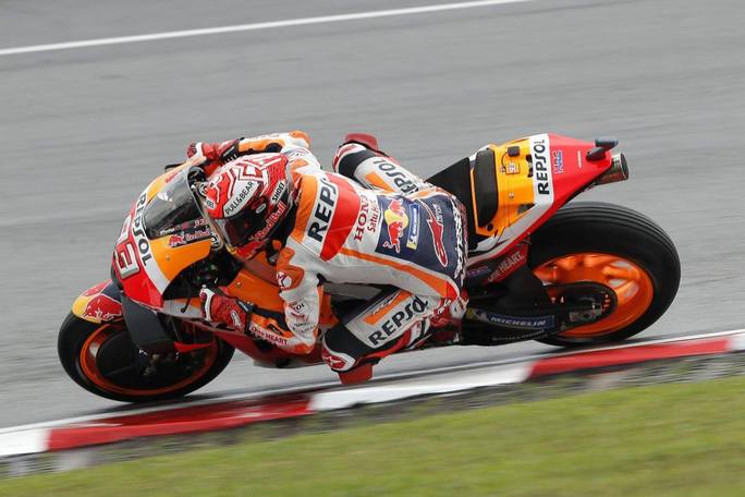 MotoGP | Gp Valencia FP1: Marquez al comando, bene le Ducati