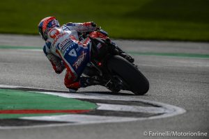 MotoGP | Gp Valencia FP2: Petrucci detta il passo sul bagnato, Marquez in scia