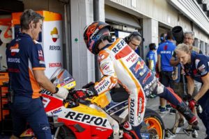 MotoGP | Puig punta il dito contro Lorenzo: “Gli mancano coraggio e volontà”