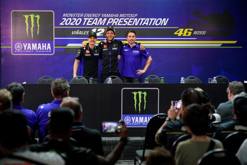 MotoGP | Presentazione Yamaha: Rossi e Vinales in coro, “Lorenzo sarà per noi molto importante”