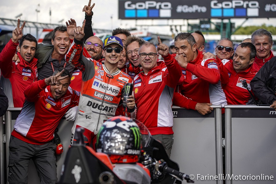 MotoGP | Chicho Lorenzo: “So che la Ducati e Jorge stanno negoziando”