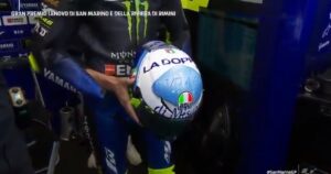 MotoGP | Gp Misano: Valentino Rossi e il casco “viagra” [FOTO & VIDEO]
