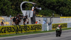 Superbike | Round Catalunya, Gara1: Jonathan Rea domina davanti alle Ducati