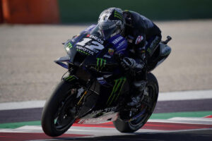 MotoGP | Gp Misano 2 Gara: cade Bagnaia, vince Vinales, Rossi out