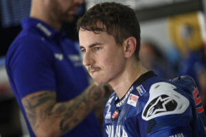 MotoGP | Continua la polemica tra Crutchlow e Lorenzo che scrive, “Ha più cadute che vittorie, testerà la resistenza”