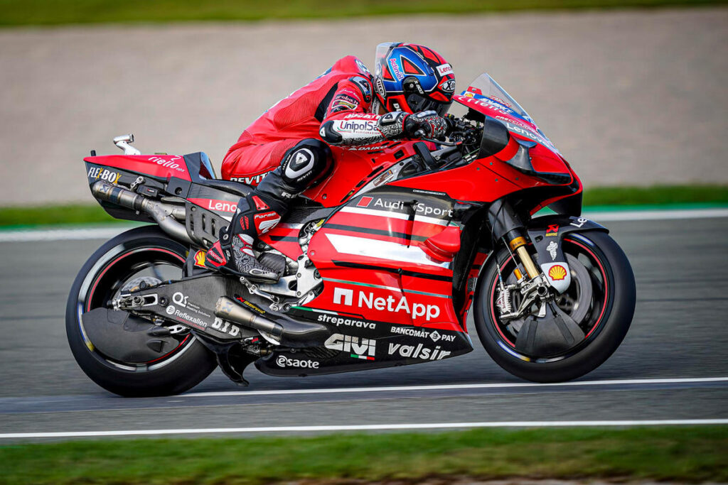 MotoGP | Gp Valencia 2 Day 1: Danilo Petrucci, “Ci manca il giro secco”
