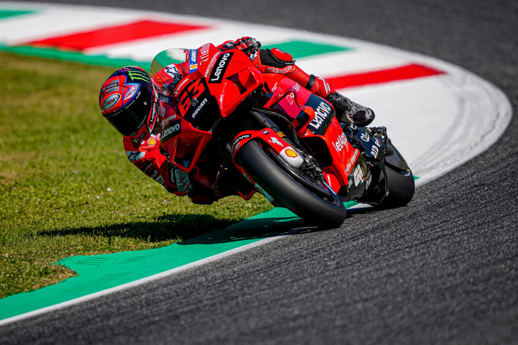 MotoGP | Gp Mugello FP2: Bagnaia porta in vetta la Ducati, Morbidelli 3°, Rossi 21esimo