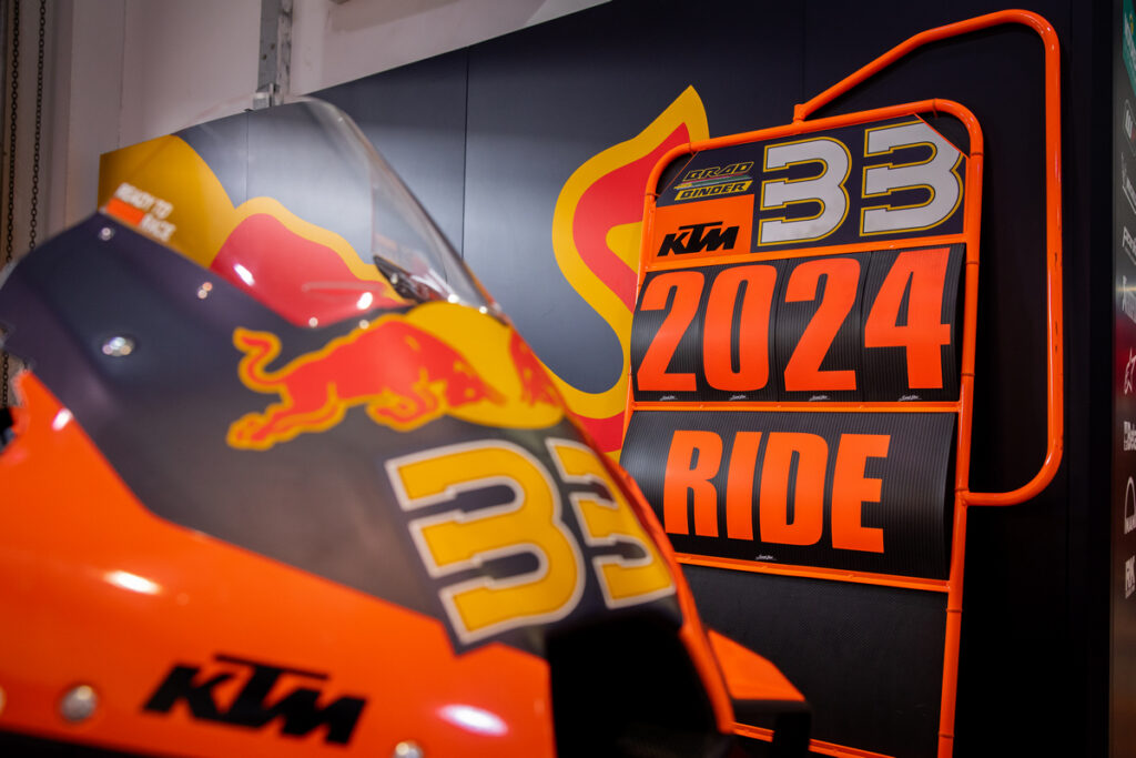 MotoGP | Brad Binder rinnova con KTM fino al 2024