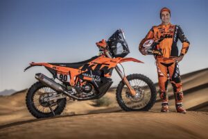 MotoGP | Petrucci positivo, Dakar fortemente a rischio