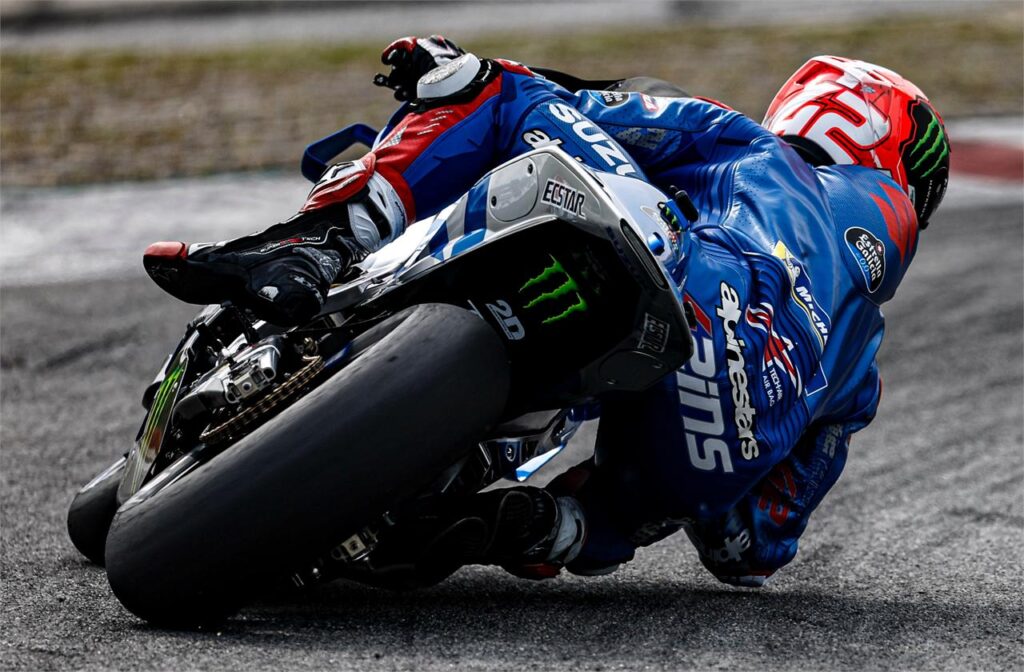 MotoGP | Sepang Test Day 2: Rins, “We learned many things about the bike”