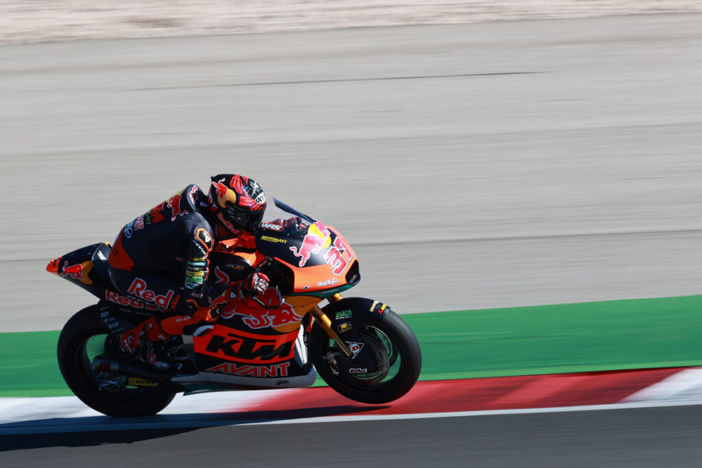 Moto2 | Gp Qatar FP2: doppietta Red Bull Ajo con Fernandez e Acosta