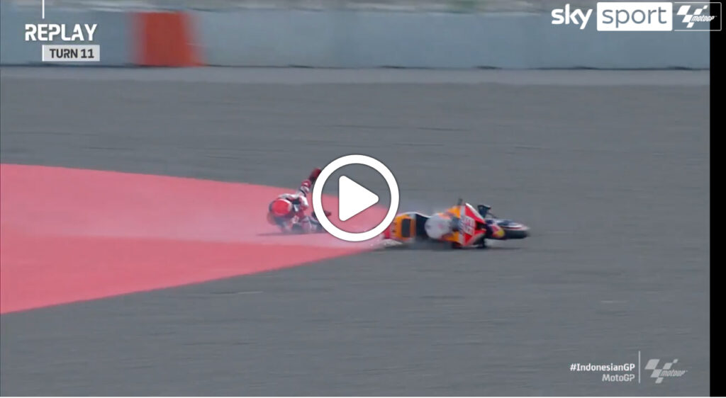 MotoGP | Marquez, la caduta nel finale delle libere a Mandalika [VIDEO]