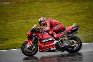 MotoGP | Gp Assen, FP1: Miller in testa sul bagnato