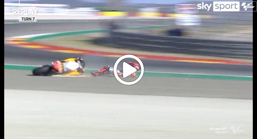 MotoGP | GP Aragon, la caduta di Marquez nelle FP3 [VIDEO]