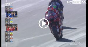 MotoGP | Bagnaia campione del mondo a Valencia, gli highlights della gara [VIDEO]