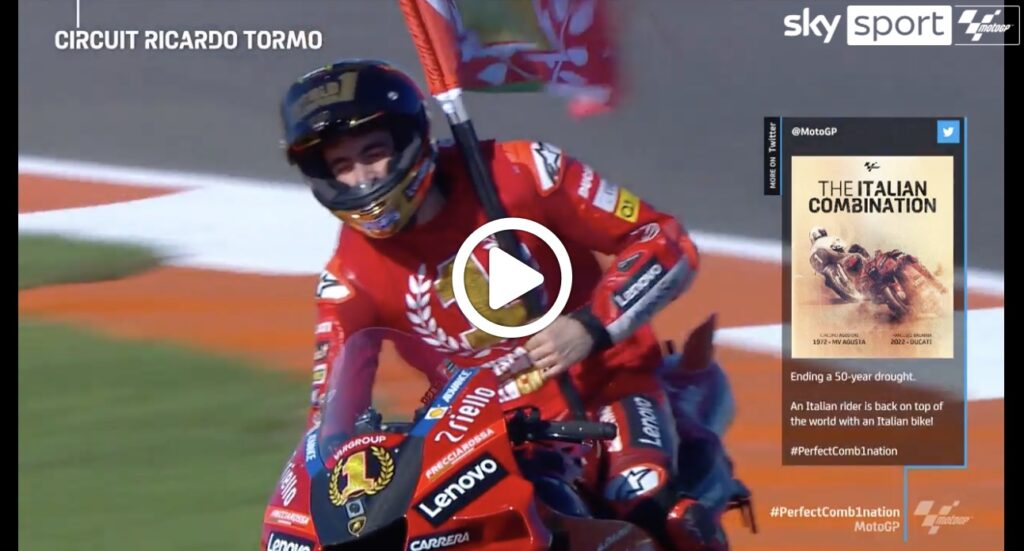 MotoGP | Bagnaia, il giro di pista da campione del mondo [VIDEO]