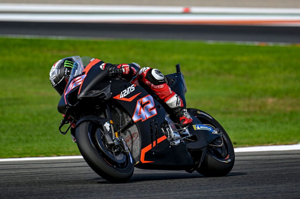 Moto GP |  LCR Honda, l'aventure d'Alex Rins commence chez Ricardo Tormo