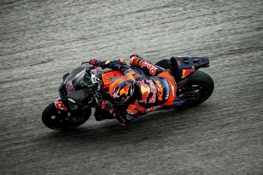MotoGP | Gp Portimao FP2: Miller a sorpresa il più veloce, paura per Pol Espargarò