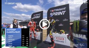 MotoGP | GP Assen, la festa di Bezzecchi, Bagnaia e Quartararo sul podio della Sprint [VIDEO]