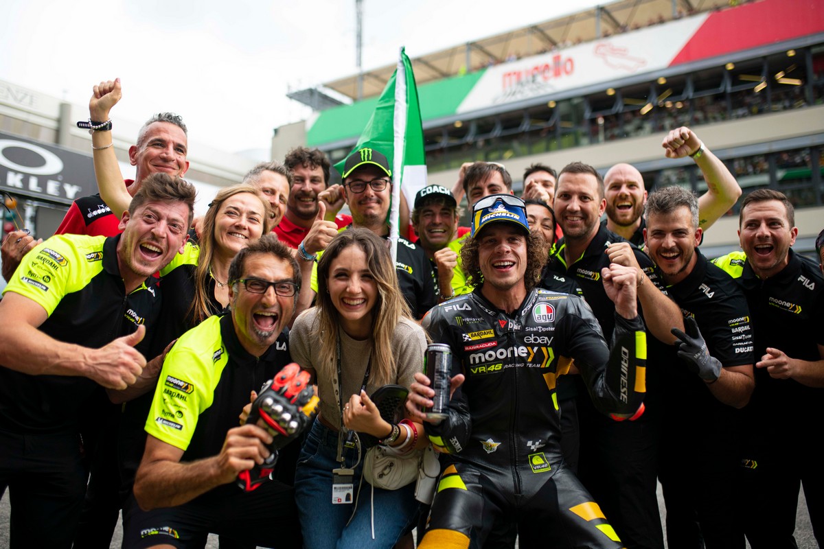 MotoGP: Bezzecchi dá 'show' no Grande Prémio da Argentina e estreia-se a  vencer - Modalidades - Jornal Record