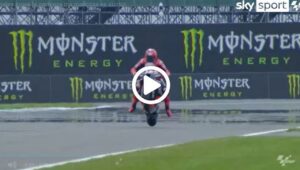 MotoGP | Gp Silverstone Day 1: problema nella prova partenza per Vinales [VIDEO]