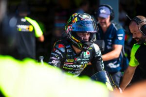 MotoGP | Dopo la frattura alla clavicola Bezzecchi ci prova, in viaggio per l’Indonesia