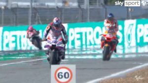 MotoGP | Marquez colpito da un copridisco della Ducati di Martin [VIDEO]