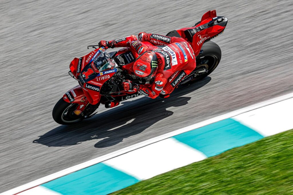 MotoGP | Gp Malesia Sprint Race, Bagnaia: “Strano feeling all’anteriore”
