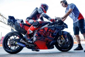 MotoGP | Pedrosa su Marc Marquez in Ducati: “Il suo sorriso non è una buona notizia per la concorrenza”
