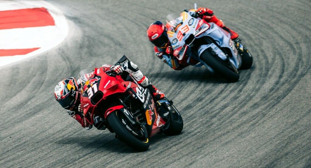 MotoGP | Lorenzo: “Sarei sorpreso se KTM non provasse a fare un Dream Team con Acosta e Marc Marquez”