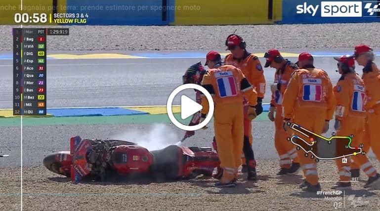 Moto GP | GP de Le Mans: Bagnaia improvisa como bombero con el extintor [VÍDEO]