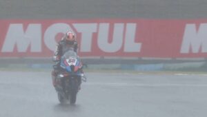 SBK | Gp Francia Gara 1: Van der Mark vince una gara thriller