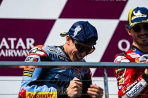 MotoGP | Marc Marquez risponde a Bagnaia con un riferimento a Valentino Rossi e al 2015 [VIDEO]